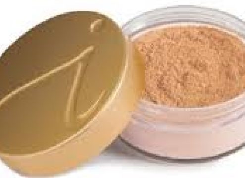 Nem, flot og naturlig foundation fra Jane Iredale