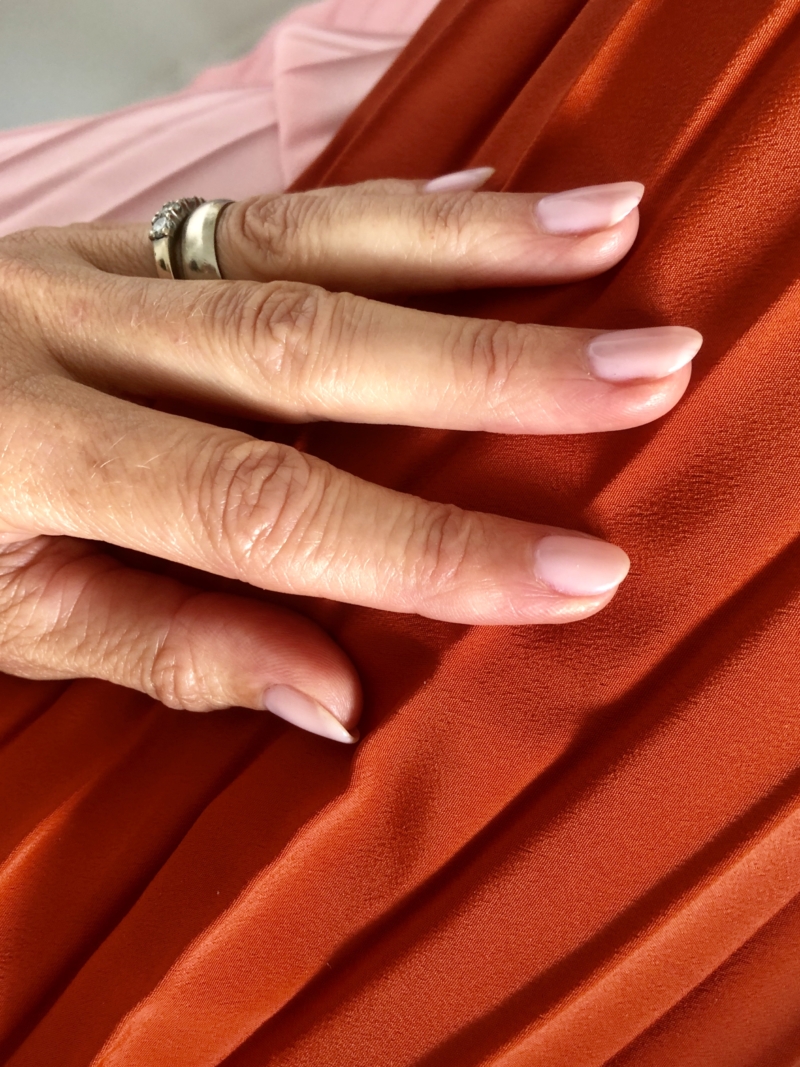 Shellac negligee