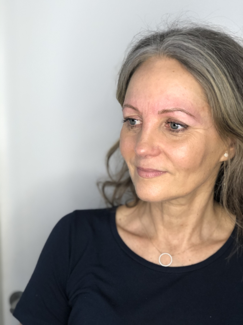 Microblading første behandling hos Complete Me
